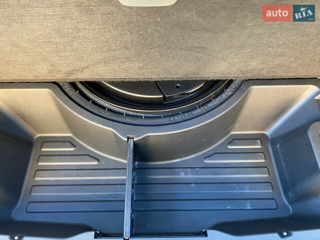 Чорний Ауді Ку 5, об'ємом двигуна 2 л та пробігом 162 тис. км за 14500 $, фото 16 на Automoto.ua