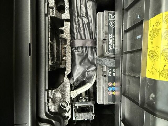 Черный Ауди Ку 5, объемом двигателя 2 л и пробегом 192 тыс. км за 15300 $, фото 19 на Automoto.ua