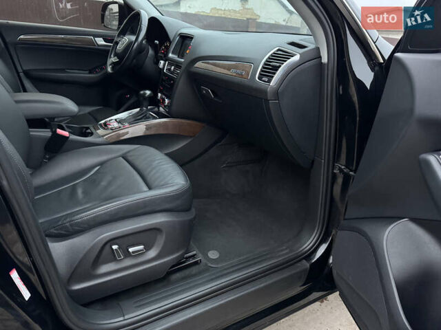 Черный Ауди Ку 5, объемом двигателя 2 л и пробегом 193 тыс. км за 15500 $, фото 41 на Automoto.ua