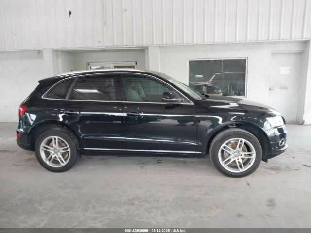 Черный Ауди Ку 5, объемом двигателя 2 л и пробегом 75 тыс. км за 2500 $, фото 12 на Automoto.ua