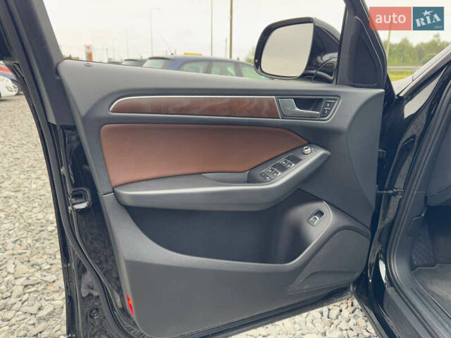 Чорний Ауді Ку 5, об'ємом двигуна 2 л та пробігом 111 тис. км за 16200 $, фото 56 на Automoto.ua