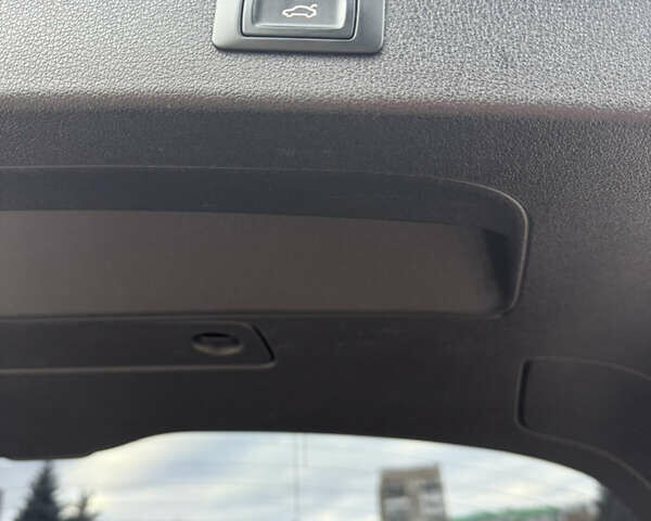 Чорний Ауді Ку 5, об'ємом двигуна 2 л та пробігом 281 тис. км за 15499 $, фото 34 на Automoto.ua