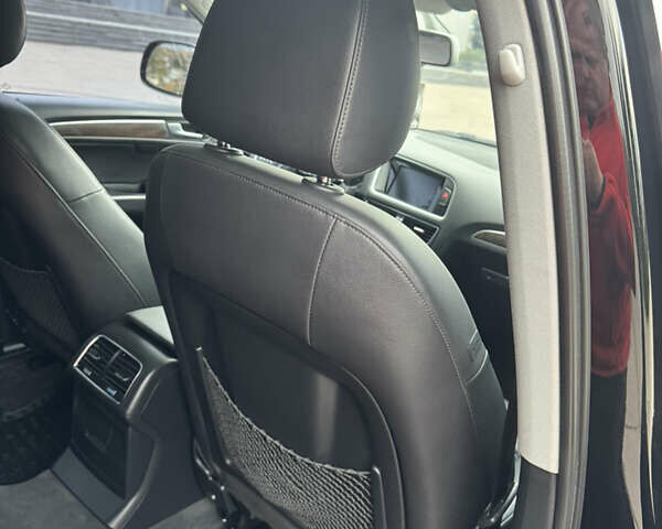 Чорний Ауді Ку 5, об'ємом двигуна 2 л та пробігом 281 тис. км за 15499 $, фото 40 на Automoto.ua