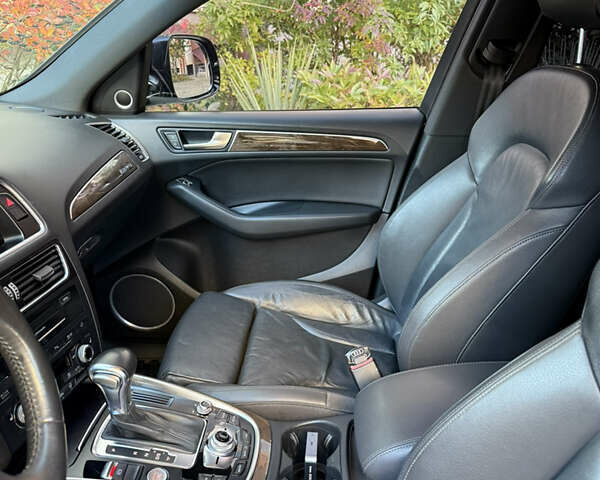 Ауді Ку 5 2015 у Луцьку на Automoto.ua Чорний Ауді Ку 5, об'ємом двигуна 2 л та пробігом 225 тис. км за 15000 $, фото 5 на Automoto.ua