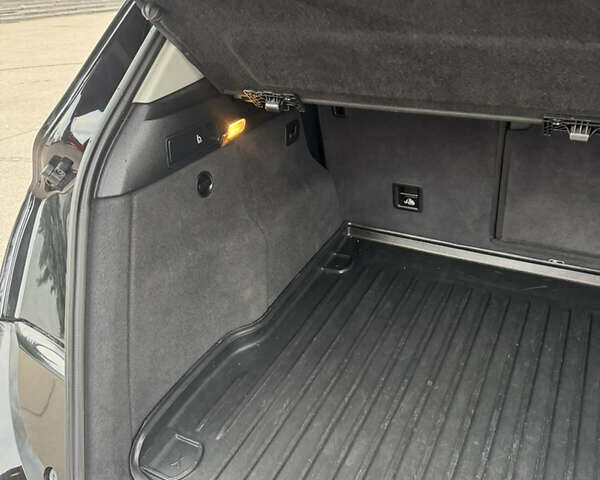 Чорний Ауді Ку 5, об'ємом двигуна 2 л та пробігом 281 тис. км за 15499 $, фото 31 на Automoto.ua