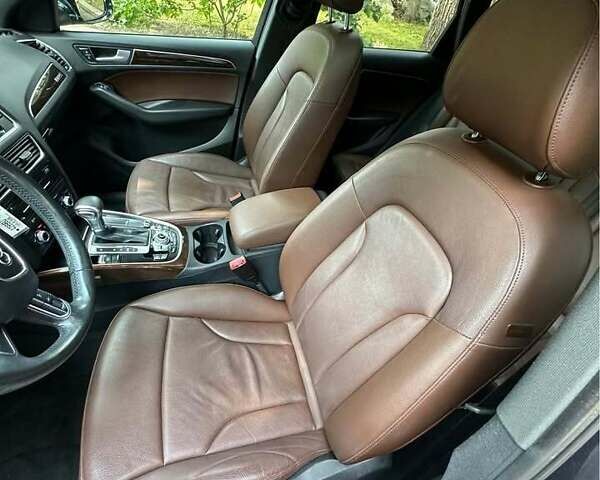 Черный Ауди Ку 5, объемом двигателя 1.98 л и пробегом 178 тыс. км за 18600 $, фото 7 на Automoto.ua