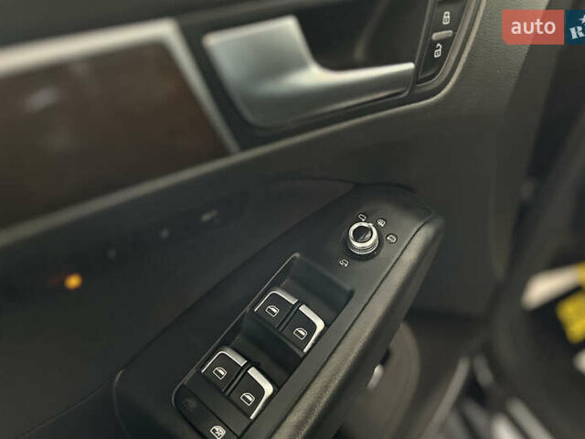 Черный Ауди Ку 5, объемом двигателя 2 л и пробегом 176 тыс. км за 19500 $, фото 12 на Automoto.ua