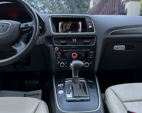 Чорний Ауді Ку 5, об'ємом двигуна 1.98 л та пробігом 250 тис. км за 11500 $, фото 8 на Automoto.ua