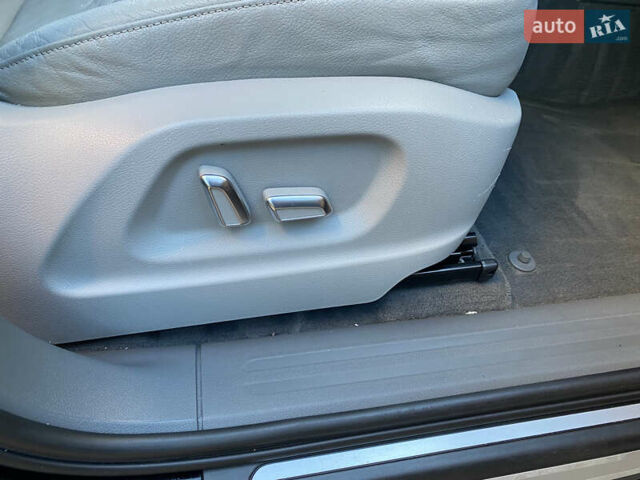 Чорний Ауді Ку 5, об'ємом двигуна 2 л та пробігом 162 тис. км за 14500 $, фото 31 на Automoto.ua