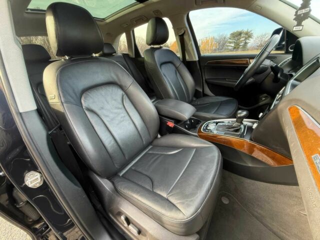 Черный Ауди Ку 5, объемом двигателя 2 л и пробегом 75 тыс. км за 11000 $, фото 12 на Automoto.ua