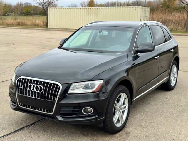 Черный Ауди Ку 5, объемом двигателя 2 л и пробегом 74 тыс. км за 3200 $, фото 2 на Automoto.ua