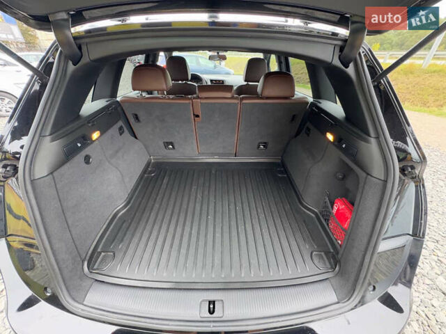 Чорний Ауді Ку 5, об'ємом двигуна 2 л та пробігом 111 тис. км за 16200 $, фото 48 на Automoto.ua