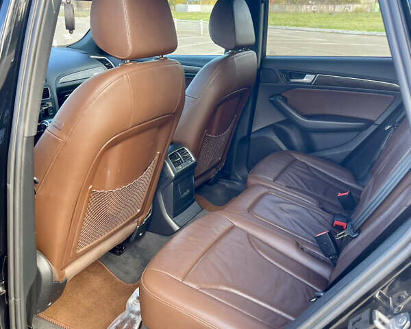 Черный Ауди Ку 5, объемом двигателя 1.98 л и пробегом 140 тыс. км за 19300 $, фото 5 на Automoto.ua