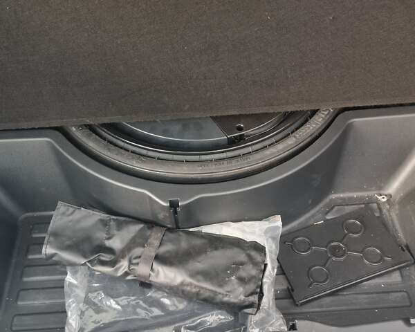 Чорний Ауді Ку 5, об'ємом двигуна 2.97 л та пробігом 245 тис. км за 24000 $, фото 11 на Automoto.ua