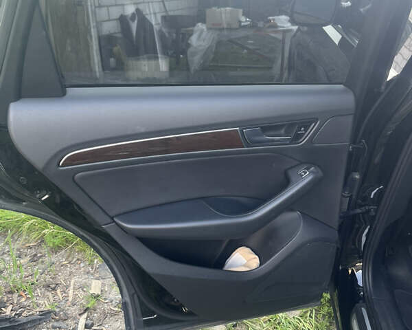 Черный Ауди Ку 5, объемом двигателя 1.98 л и пробегом 206 тыс. км за 16500 $, фото 8 на Automoto.ua