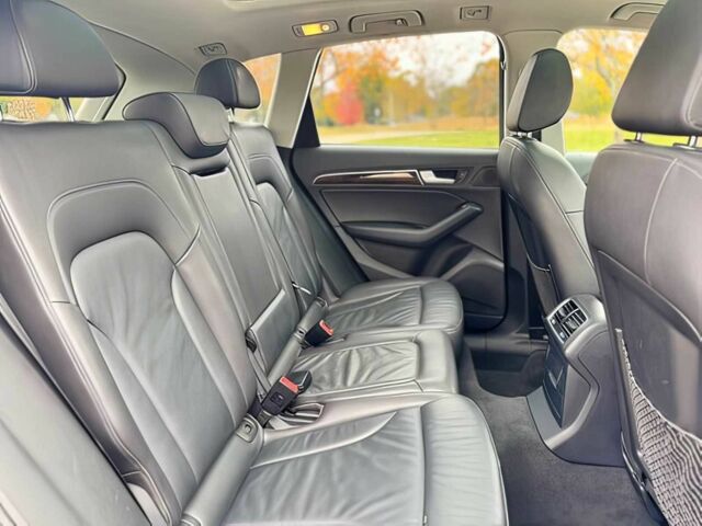 Черный Ауди Ку 5, объемом двигателя 2 л и пробегом 74 тыс. км за 3200 $, фото 12 на Automoto.ua