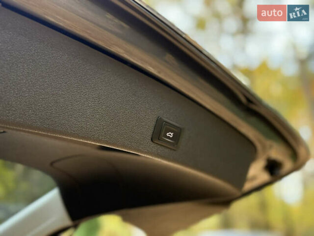 Черный Ауди Ку 5, объемом двигателя 1.97 л и пробегом 236 тыс. км за 13950 $, фото 73 на Automoto.ua