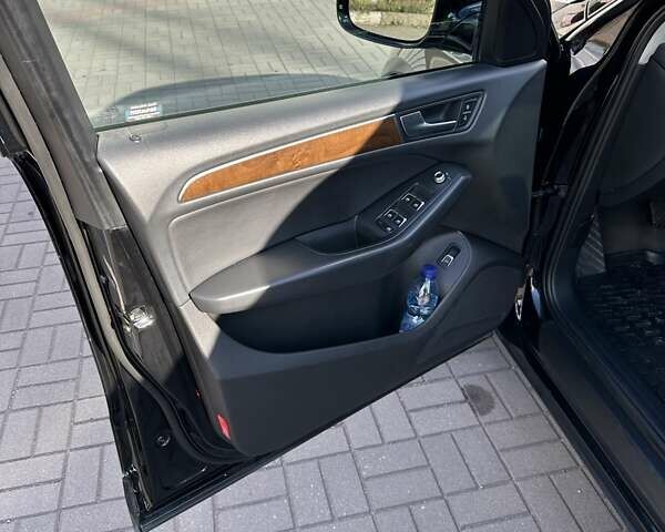 Черный Ауди Ку 5, объемом двигателя 1.98 л и пробегом 118 тыс. км за 16800 $, фото 12 на Automoto.ua