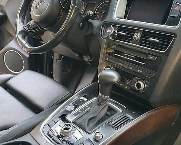 Черный Ауди Ку 5, объемом двигателя 3 л и пробегом 177 тыс. км за 15500 $, фото 13 на Automoto.ua