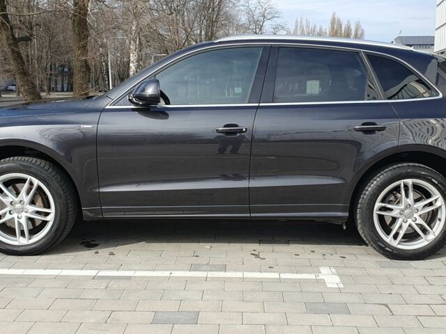 Чорний Ауді Ку 5, об'ємом двигуна 3 л та пробігом 251 тис. км за 16000 $, фото 2 на Automoto.ua