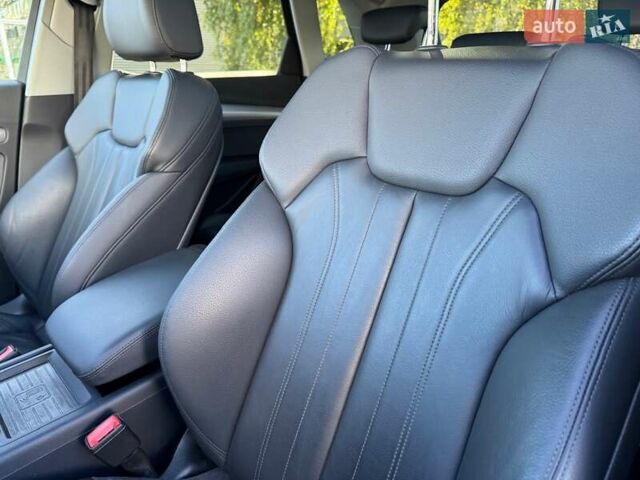 Черный Ауди Ку 5, объемом двигателя 2 л и пробегом 199 тыс. км за 29000 $, фото 37 на Automoto.ua