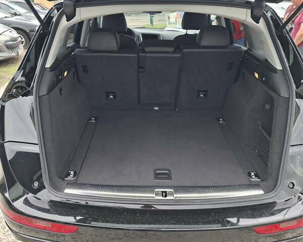 Черный Ауди Ку 5, объемом двигателя 2.97 л и пробегом 227 тыс. км за 19200 $, фото 11 на Automoto.ua