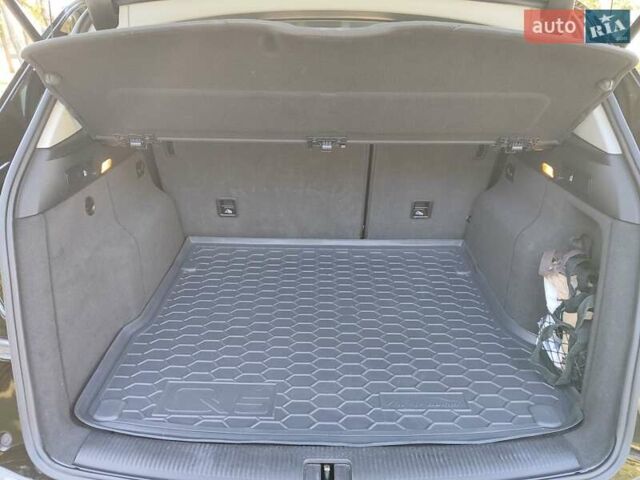 Черный Ауди Ку 5, объемом двигателя 1.98 л и пробегом 257 тыс. км за 18500 $, фото 49 на Automoto.ua