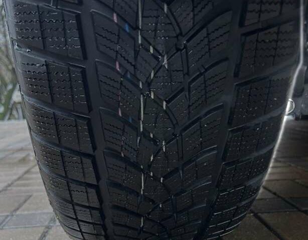 Черный Ауди Ку 5, объемом двигателя 2 л и пробегом 199 тыс. км за 29000 $, фото 1 на Automoto.ua