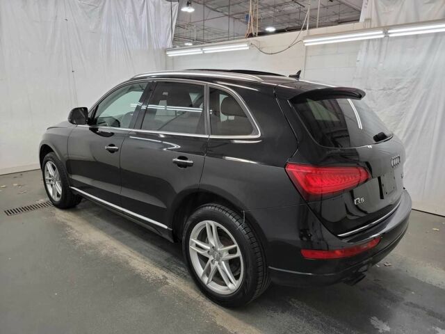 Черный Ауди Ку 5, объемом двигателя 2 л и пробегом 76 тыс. км за 15000 $, фото 5 на Automoto.ua