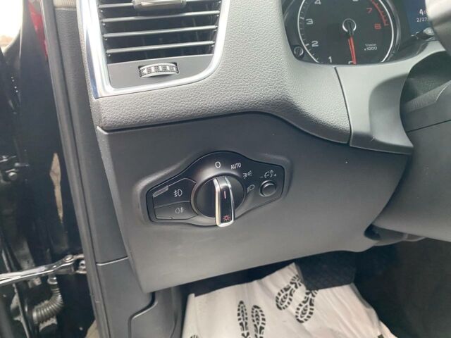 Черный Ауди Ку 5, объемом двигателя 2 л и пробегом 189 тыс. км за 15300 $, фото 12 на Automoto.ua