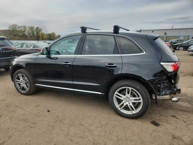 Черный Ауди Ку 5, объемом двигателя 2 л и пробегом 152 тыс. км за 2100 $, фото 1 на Automoto.ua