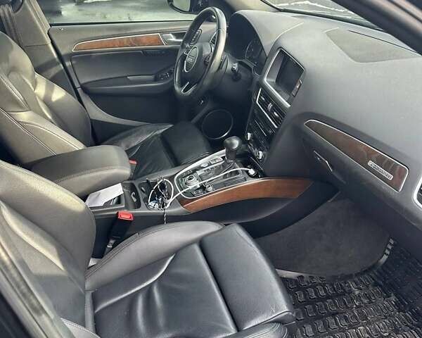 Чорний Ауді Ку 5, об'ємом двигуна 3 л та пробігом 152 тис. км за 18200 $, фото 12 на Automoto.ua