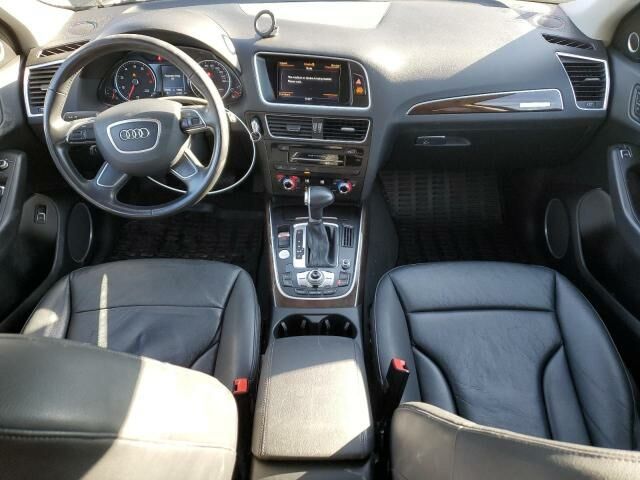 Черный Ауди Ку 5, объемом двигателя 2 л и пробегом 186 тыс. км за 12900 $, фото 7 на Automoto.ua