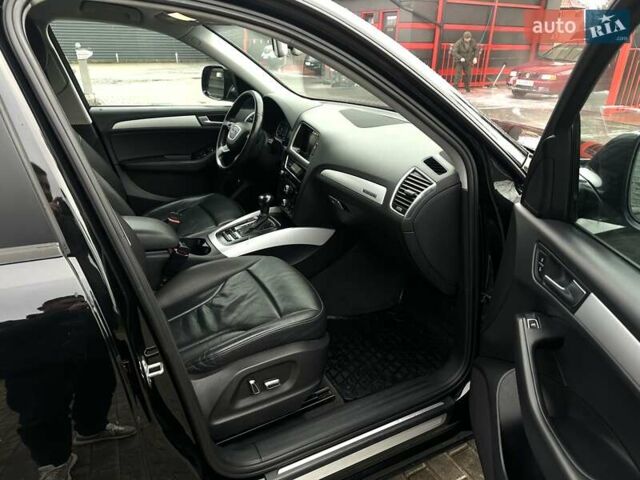 Черный Ауди Ку 5, объемом двигателя 2 л и пробегом 200 тыс. км за 15300 $, фото 11 на Automoto.ua