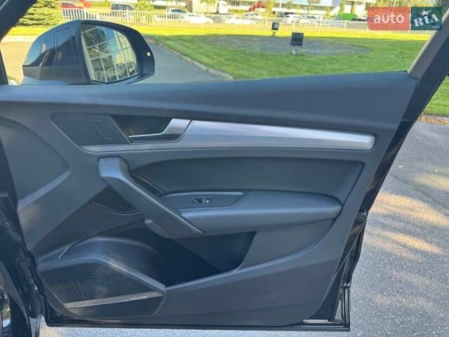 Черный Ауди Ку 5, объемом двигателя 2 л и пробегом 199 тыс. км за 29000 $, фото 82 на Automoto.ua