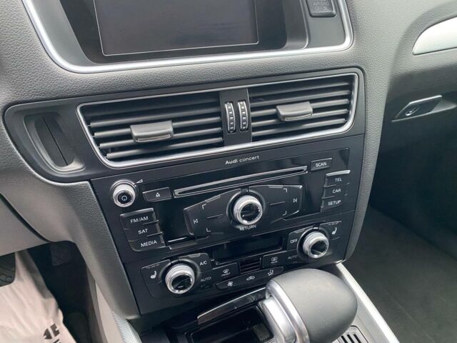 Черный Ауди Ку 5, объемом двигателя 2 л и пробегом 189 тыс. км за 15300 $, фото 15 на Automoto.ua