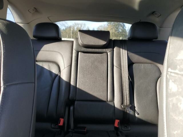 Черный Ауди Ку 5, объемом двигателя 2 л и пробегом 186 тыс. км за 12900 $, фото 9 на Automoto.ua