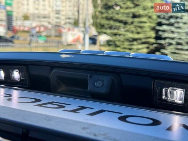 Черный Ауди Ку 5, объемом двигателя 2 л и пробегом 199 тыс. км за 29000 $, фото 17 на Automoto.ua