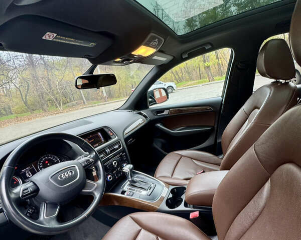 Черный Ауди Ку 5, объемом двигателя 1.98 л и пробегом 128 тыс. км за 16900 $, фото 4 на Automoto.ua