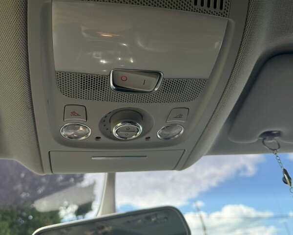 Черный Ауди Ку 5, объемом двигателя 2 л и пробегом 220 тыс. км за 16100 $, фото 21 на Automoto.ua