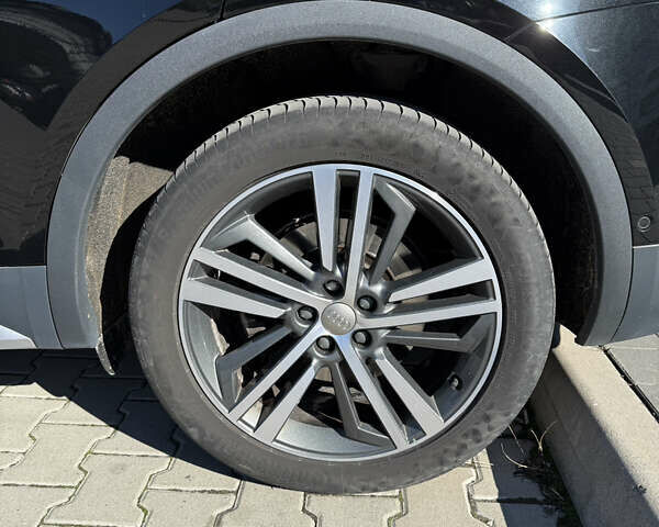 Черный Ауди Ку 5, объемом двигателя 2 л и пробегом 159 тыс. км за 38500 $, фото 9 на Automoto.ua
