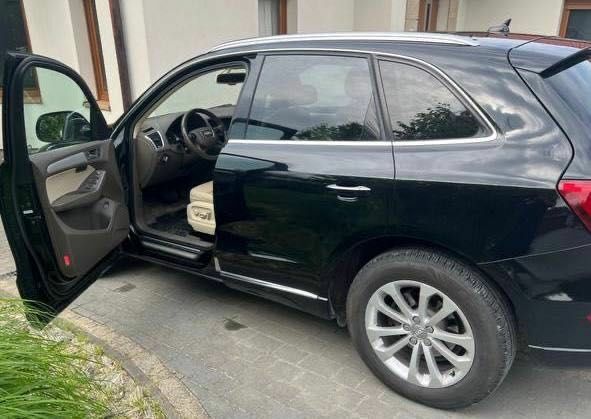 Черный Ауди Ку 5, объемом двигателя 2 л и пробегом 170 тыс. км за 9500 $, фото 13 на Automoto.ua