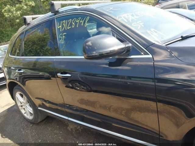 Черный Ауди Ку 5, объемом двигателя 2 л и пробегом 97 тыс. км за 2300 $, фото 12 на Automoto.ua