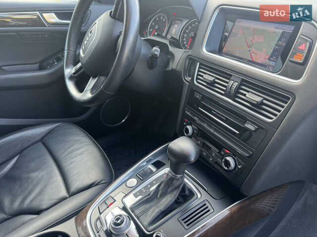 Чорний Ауді Ку 5, об'ємом двигуна 2 л та пробігом 160 тис. км за 15900 $, фото 14 на Automoto.ua