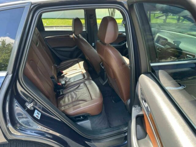 Чорний Ауді Ку 5, об'ємом двигуна 2 л та пробігом 77 тис. км за 9200 $, фото 12 на Automoto.ua