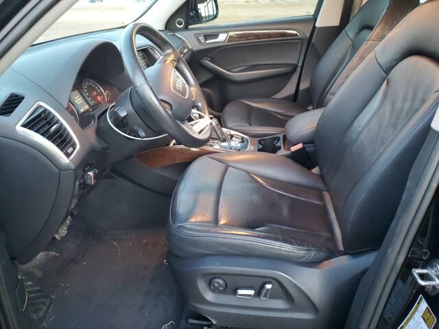 Черный Ауди Ку 5, объемом двигателя 2 л и пробегом 131 тыс. км за 16000 $, фото 6 на Automoto.ua