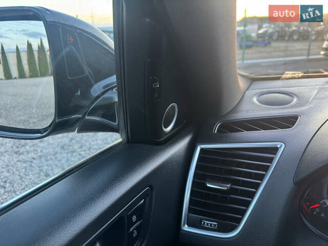 Черный Ауди Ку 5, объемом двигателя 2 л и пробегом 180 тыс. км за 15000 $, фото 26 на Automoto.ua