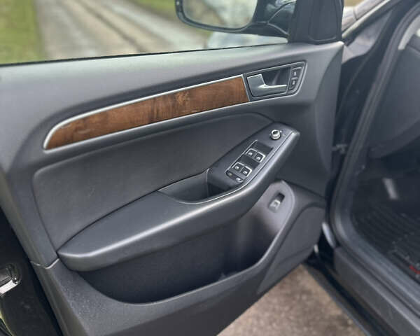 Черный Ауди Ку 5, объемом двигателя 2 л и пробегом 252 тыс. км за 15500 $, фото 31 на Automoto.ua