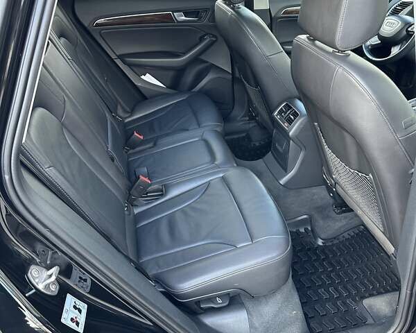 Черный Ауди Ку 5, объемом двигателя 1.98 л и пробегом 118 тыс. км за 16800 $, фото 18 на Automoto.ua