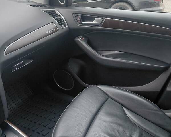 Черный Ауди Ку 5, объемом двигателя 0 л и пробегом 221 тыс. км за 16000 $, фото 7 на Automoto.ua